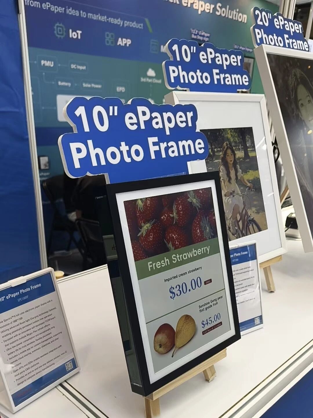 Jinyatai ePaper photo frame with Yanhe perovskite solar cell
