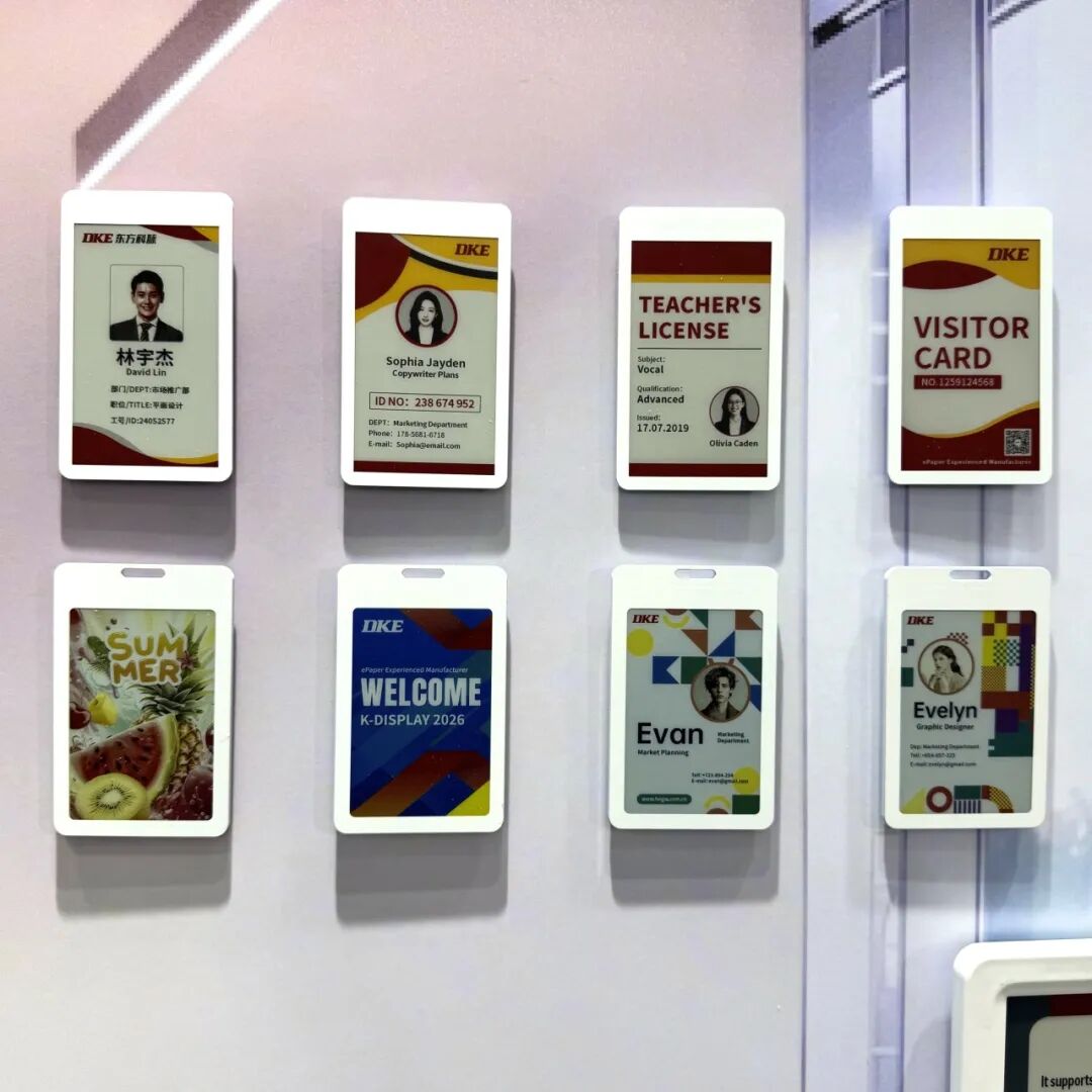 ePaper bus stop display